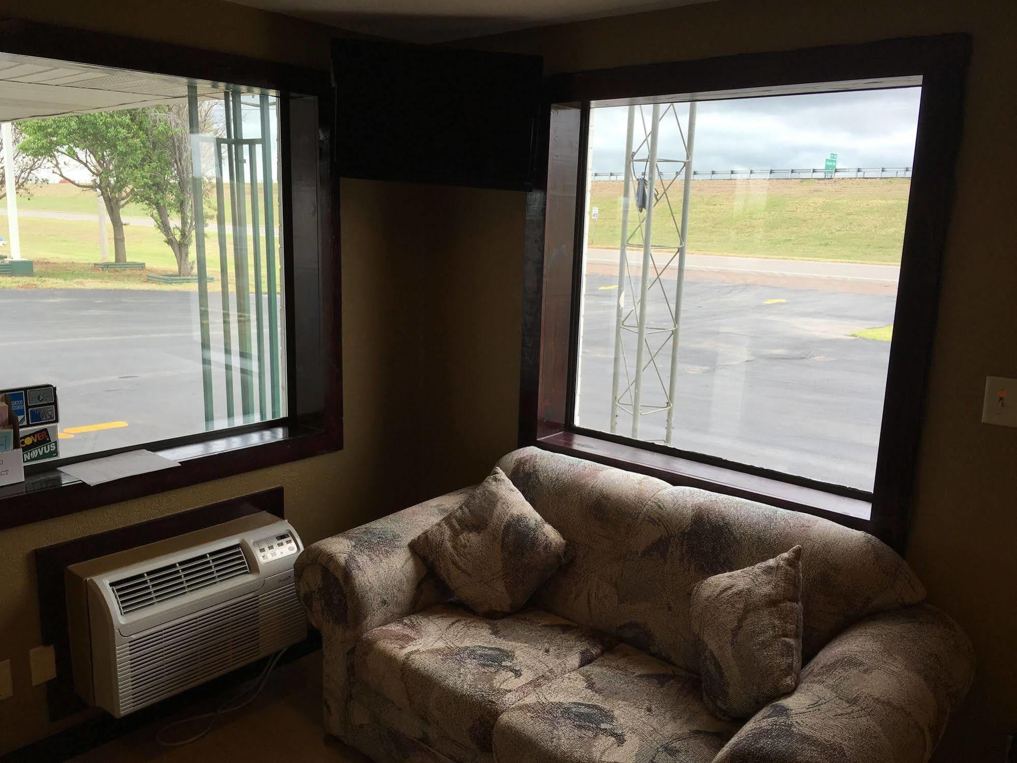 Travel Inn Weatherford Εξωτερικό φωτογραφία